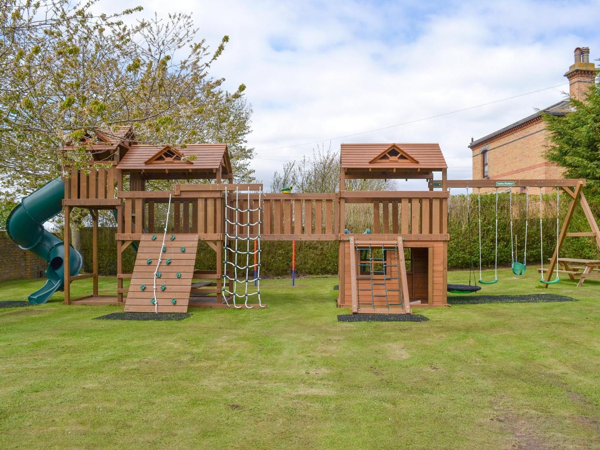 Eldin Hall Cottage 2 - Uk2484 スカーバラ エクステリア 写真